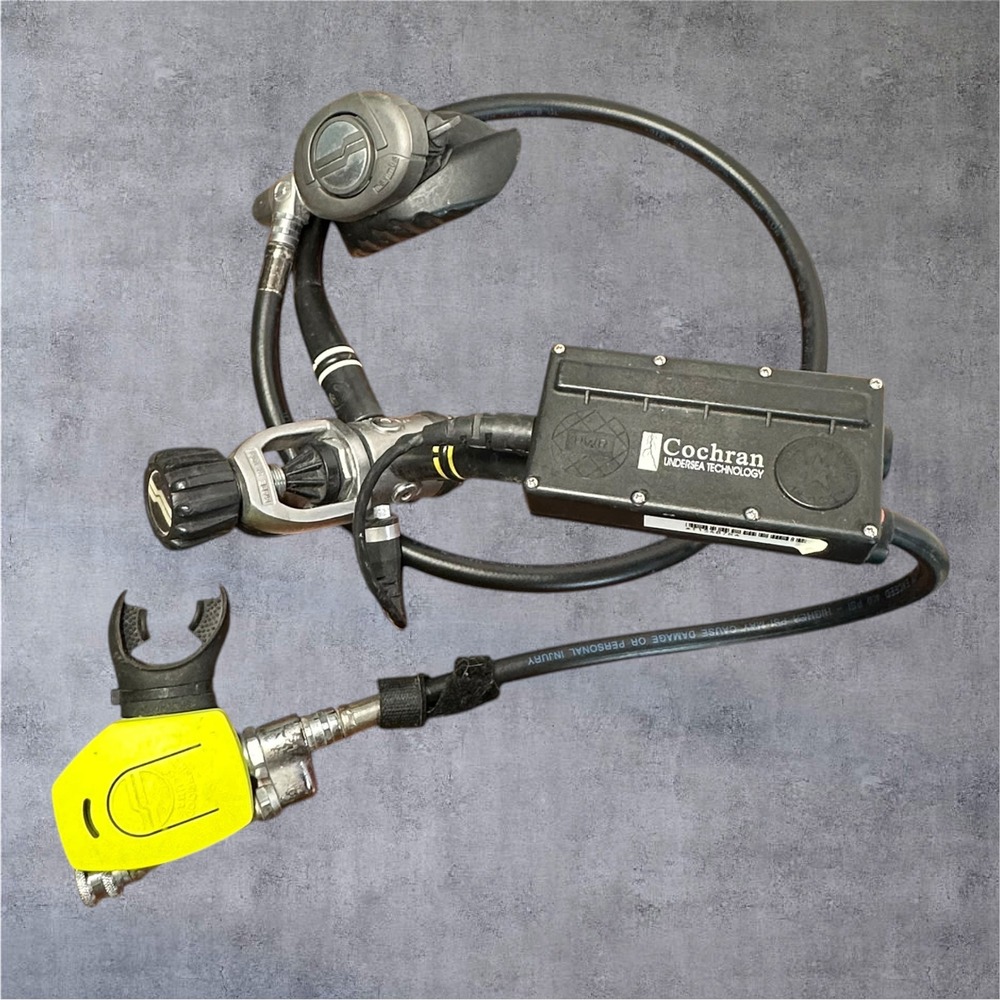 Sherwood Scuba‎ Maximus Regulator Set Cochran Dive Computer Black